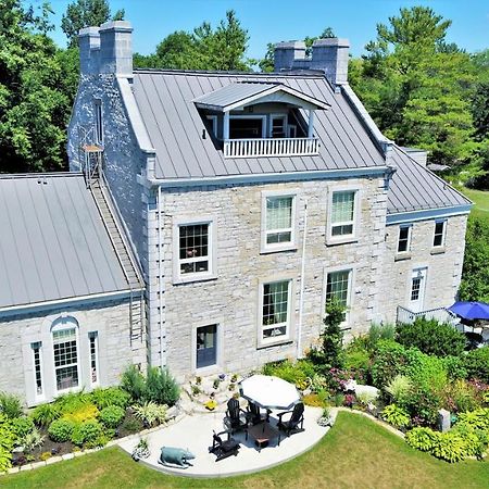 All Suites Whitney Manor Kingston Exteriér fotografie