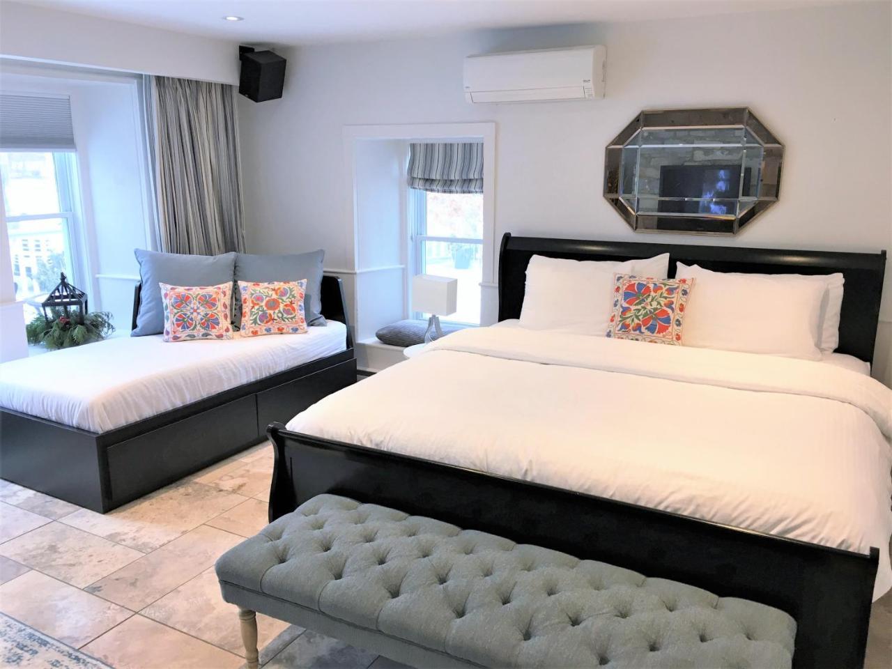 All Suites Whitney Manor Kingston Exteriér fotografie